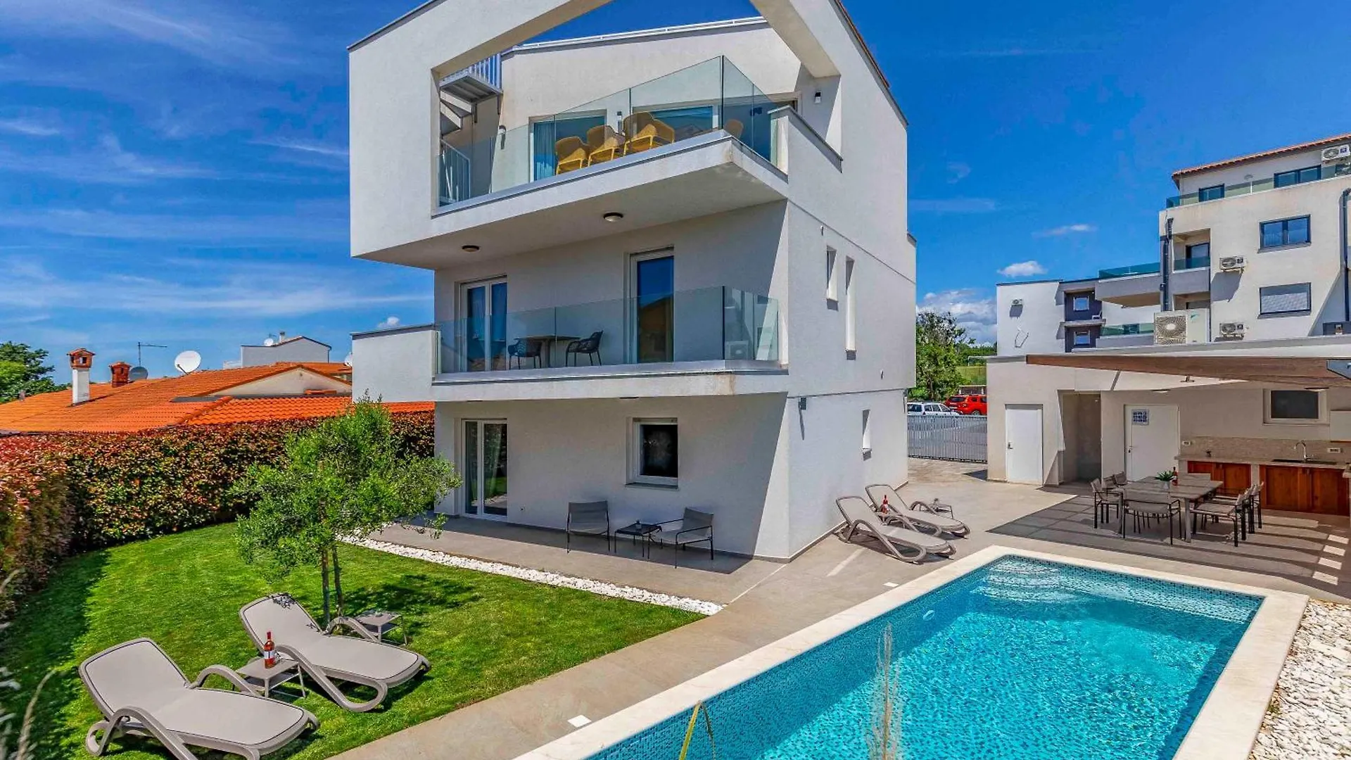 Villa Oceandream - Meerblick - Beheizter Pool - Hydromassage Medulin